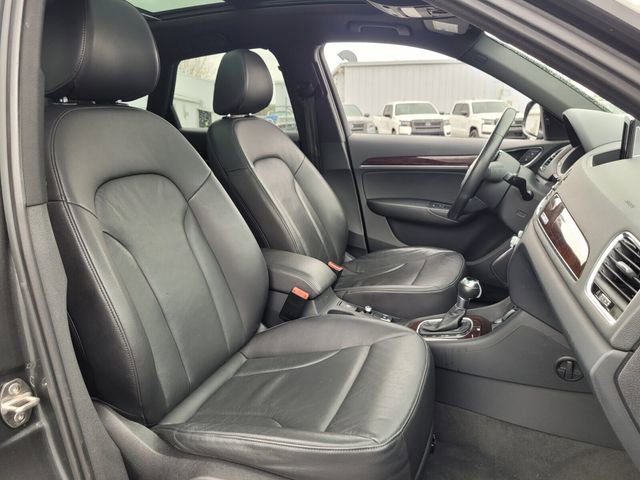 Used 2018 Audi Q3 2.0T Premium Plus w/ Premium Plus Package AWD/4WD image 17