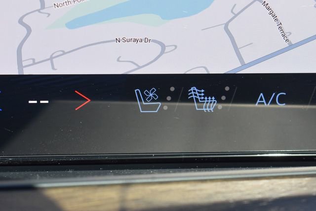 New 2026 Chevrolet Suburban High Country image 41