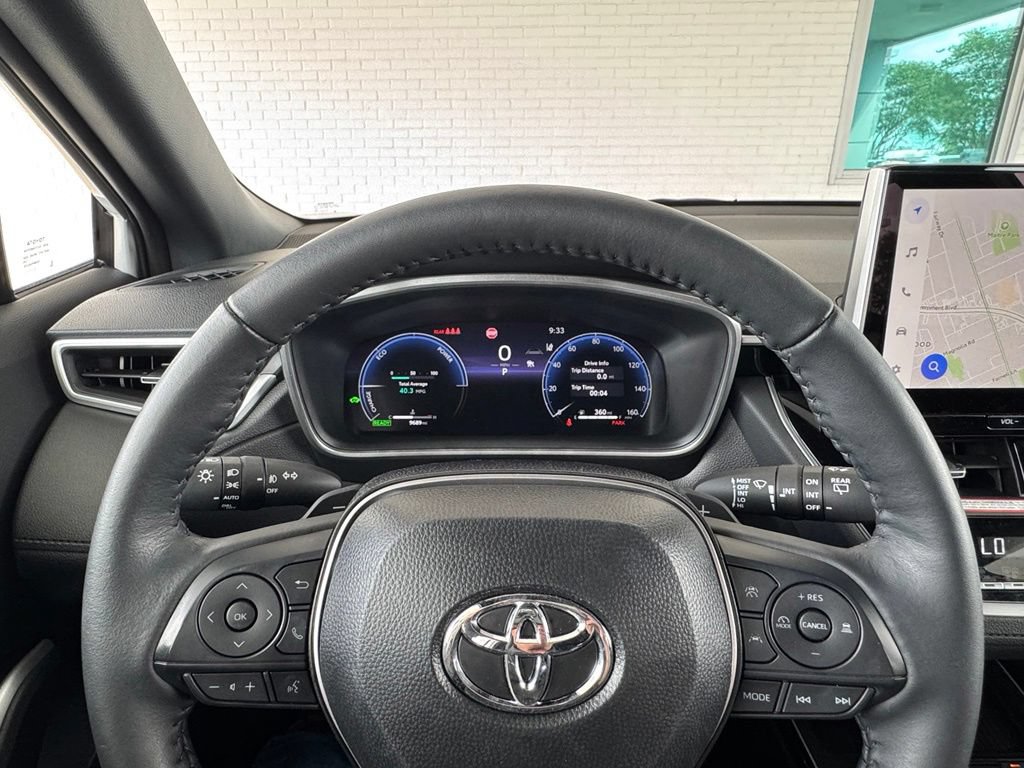 Used 2026 Toyota Corolla Cross AWD Hybrid w/ Convenience Package image 32