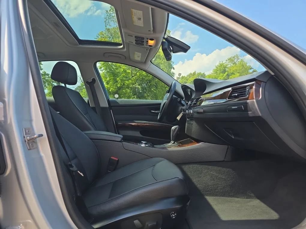 Used 2011 BMW 328i Sedan RWD image 42