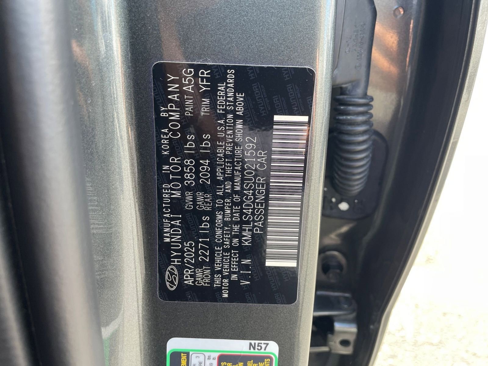 Used 2025 Hyundai Elantra SEL FWD image 30