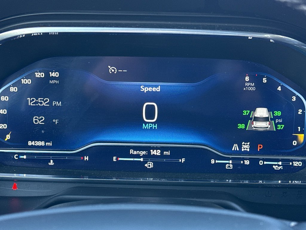 Used 2022 Chevrolet Tahoe LT image 23