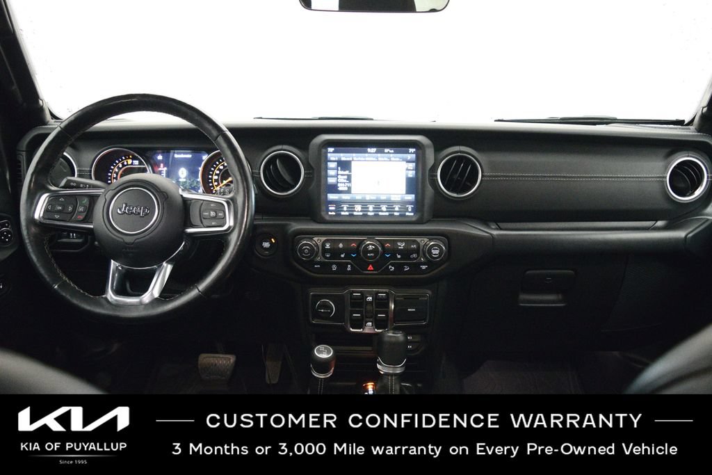 Used 2018 Jeep Wrangler Unlimited Sahara AWD/4WD image 18
