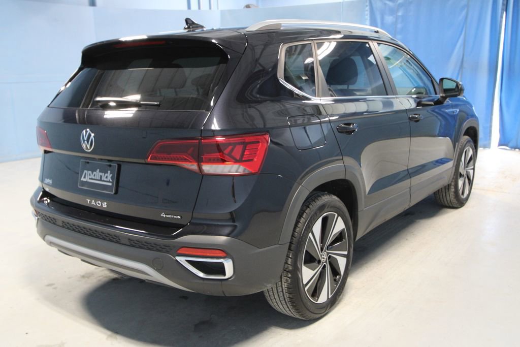 Used 2024 Volkswagen Taos SE image 28