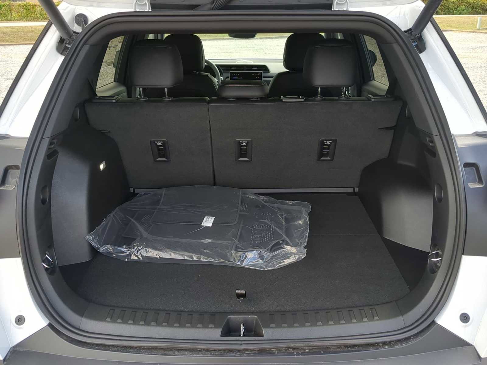 New 2026 GMC Terrain Elevation w/ Elevation Premium Package image 25