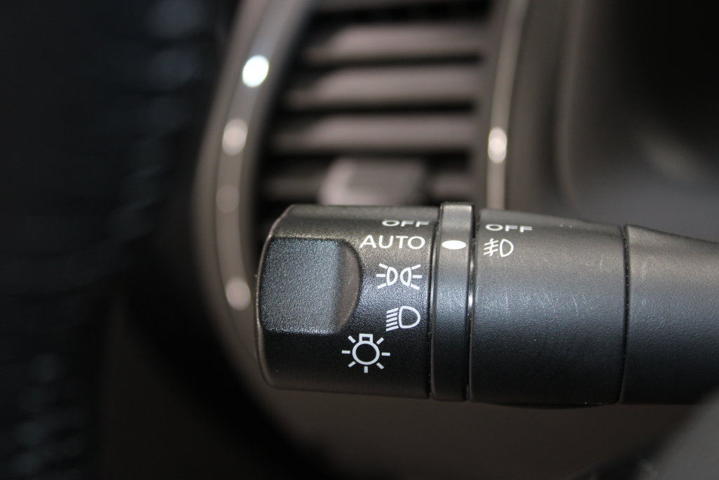 Used 2024 Nissan Armada SV RWD image 44