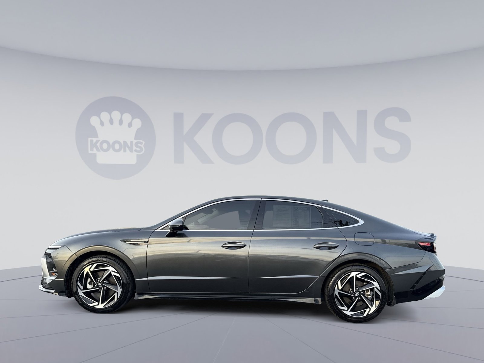 Certified 2025 Hyundai Sonata SEL image 2