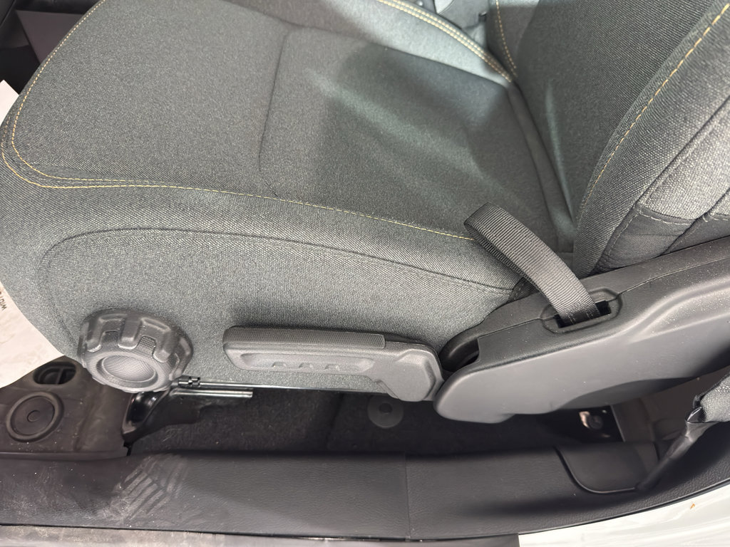 Used 2024 Jeep Wrangler Sport S image 15