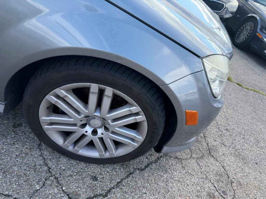 Used 2008 Mercedes-Benz C 300 4MATIC Sedan image 5
