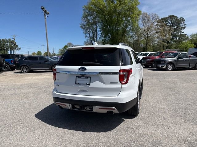 Used 2016 Ford Explorer XLT w/ Equipment Group 201A image 25