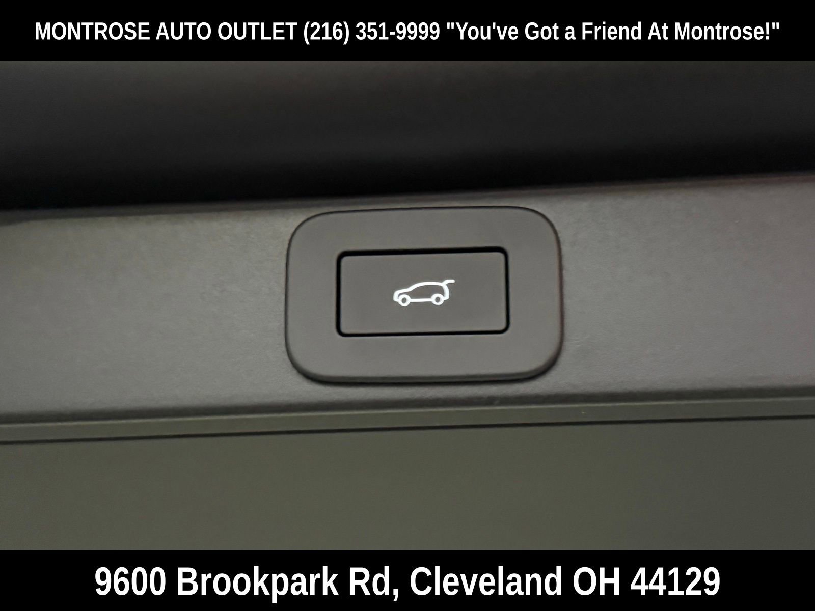 New 2026 Land Rover Range Rover SE image 43