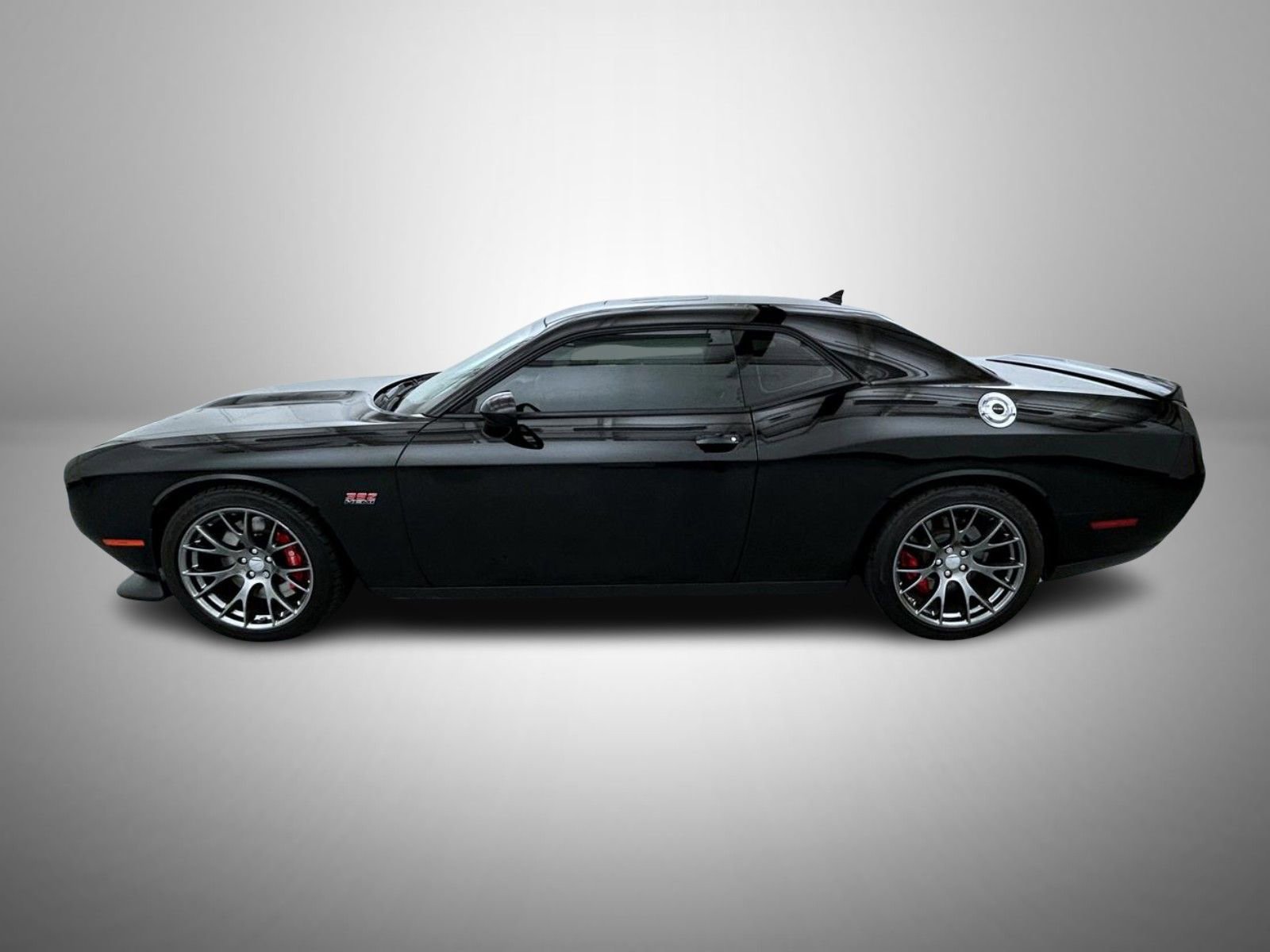 Used 2016 Dodge Challenger SRT w/ Technology Group image 8