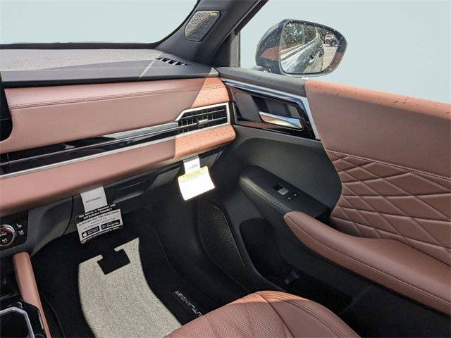 New 2025 Mitsubishi Outlander SEL image 15