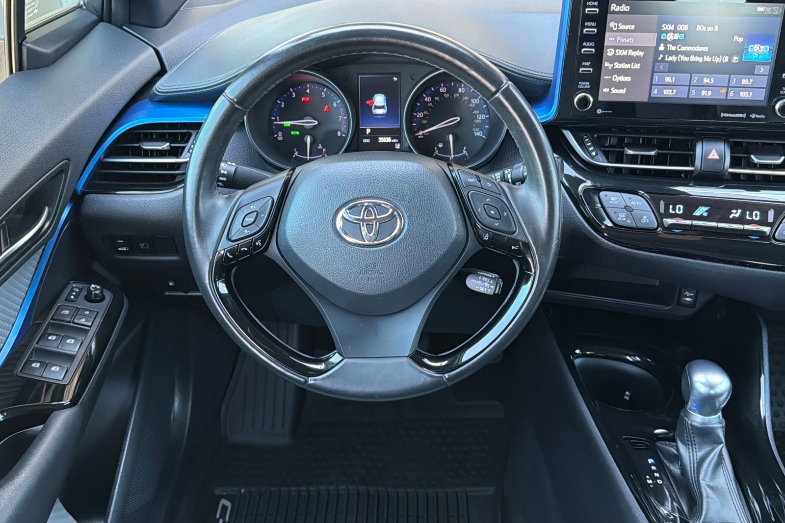 Used 2019 Toyota C-HR XLE FWD image 14