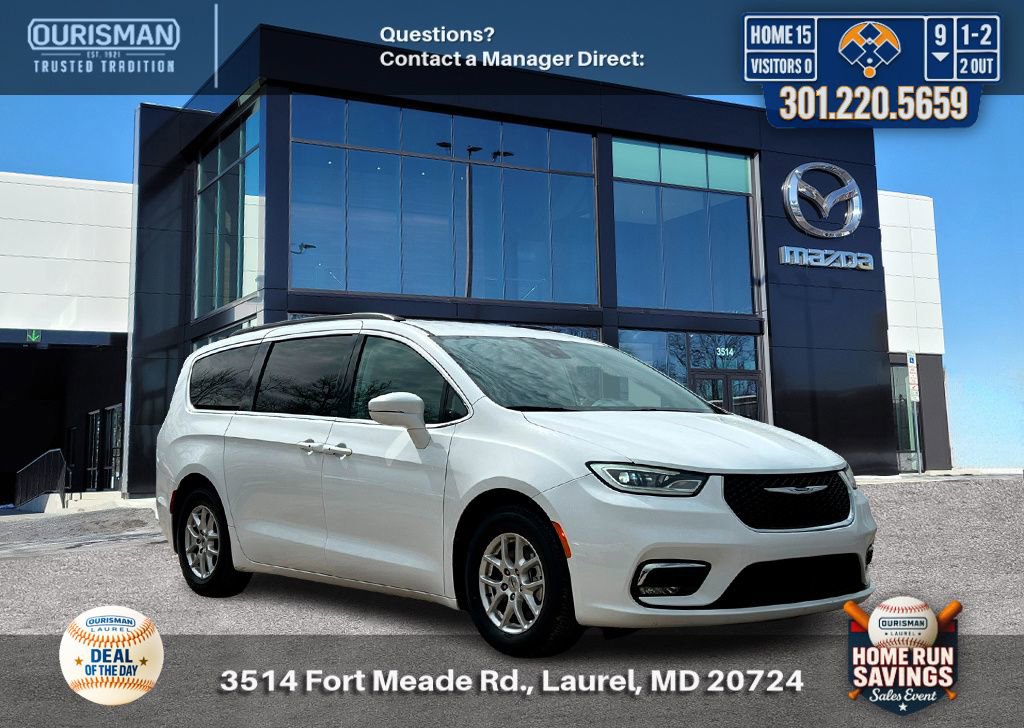 Used 2022 Chrysler Pacifica Touring-L FWD image 1