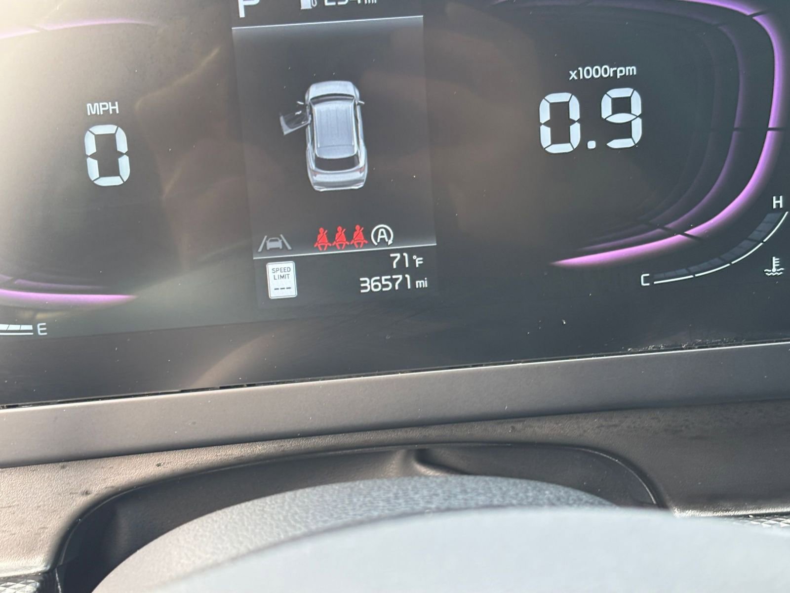 Used 2025 Kia Sportage LX image 39