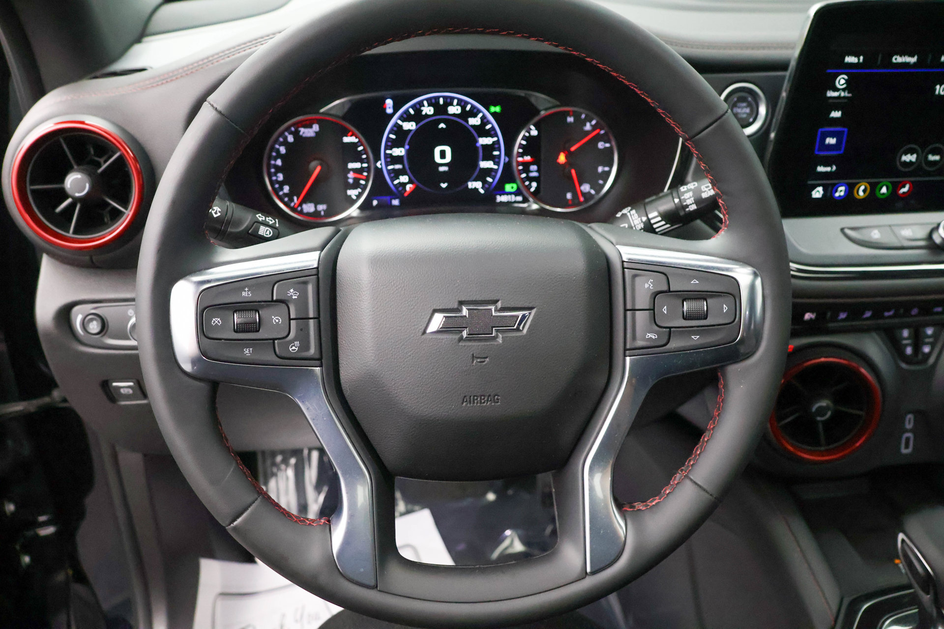 Used 2024 Chevrolet Blazer RS w/ Enhanced Convenience Package AWD/4WD image 19