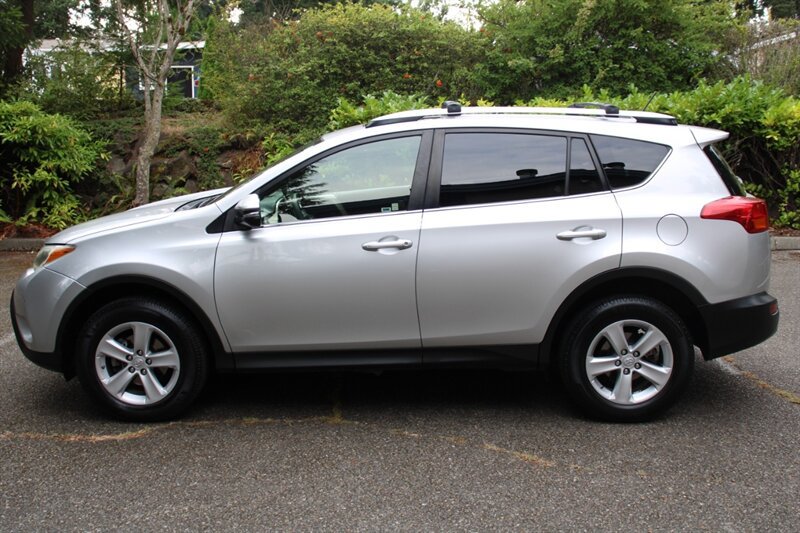 Used 2013 Toyota RAV4 XLE AWD/4WD image 14