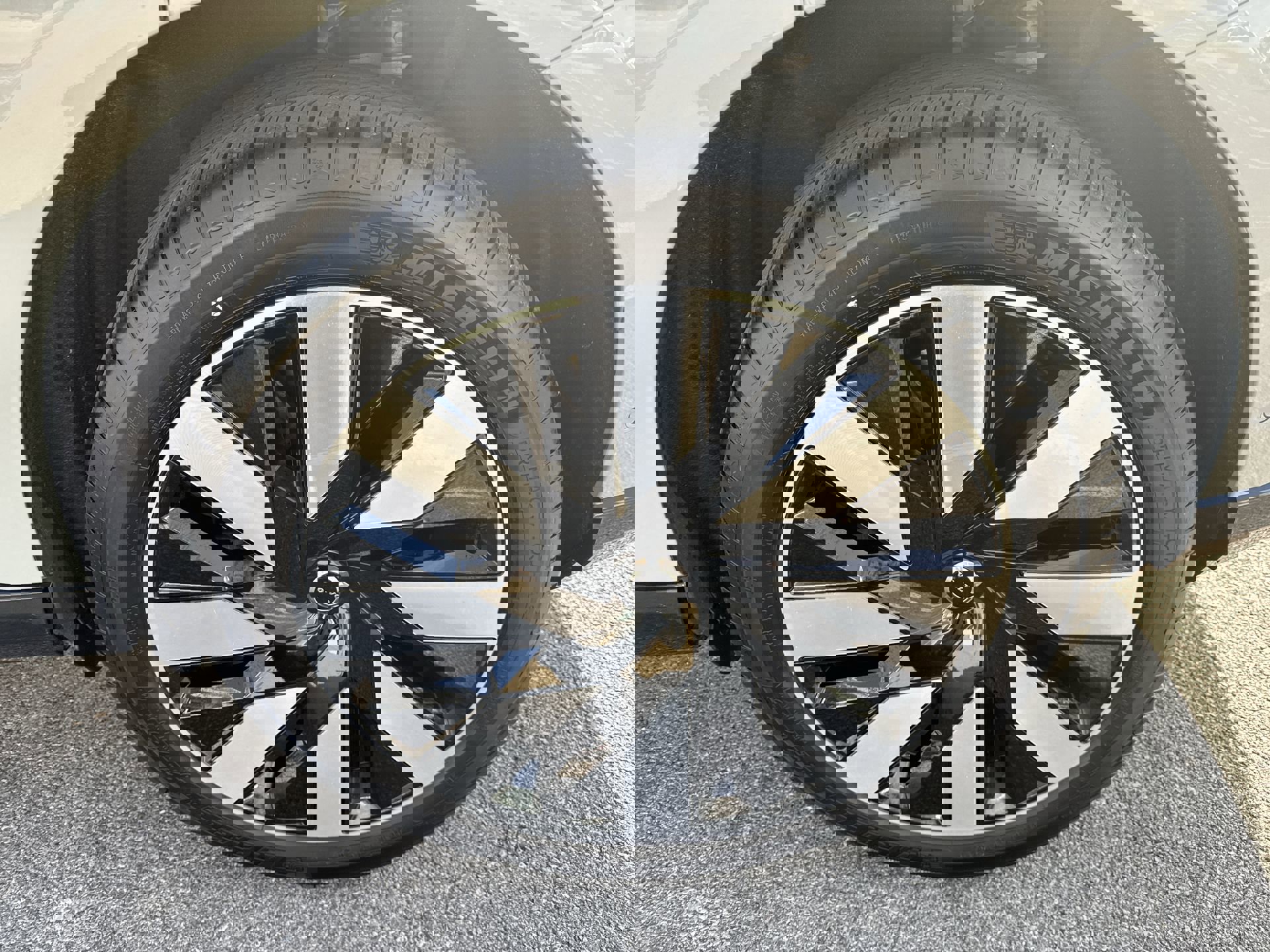 New 2025 Volvo EX90 Ultra image 31