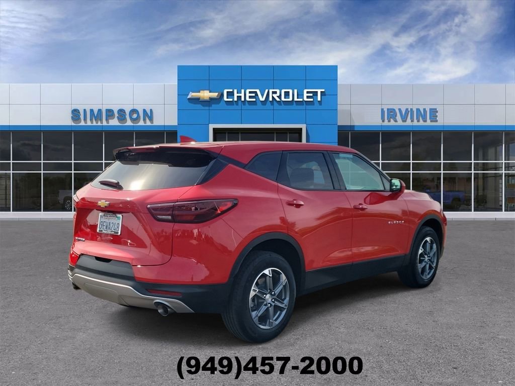Used 2023 Chevrolet Blazer LT FWD image 8