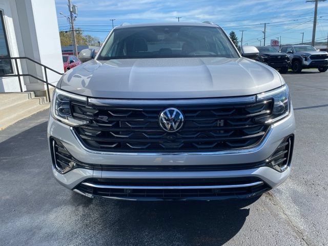 New 2026 Volkswagen Atlas Cross Sport SEL Premium R-Line AWD/4WD image 14