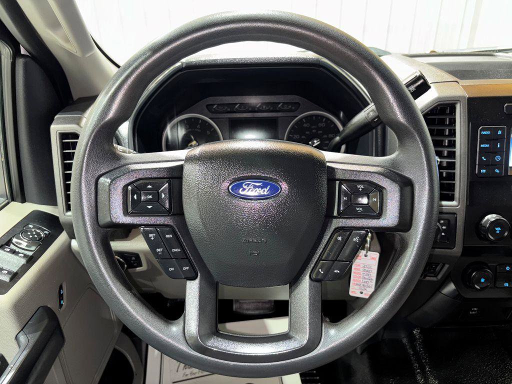 Used 2022 Ford F250 XL w/ Power Equipment Group AWD/4WD image 18