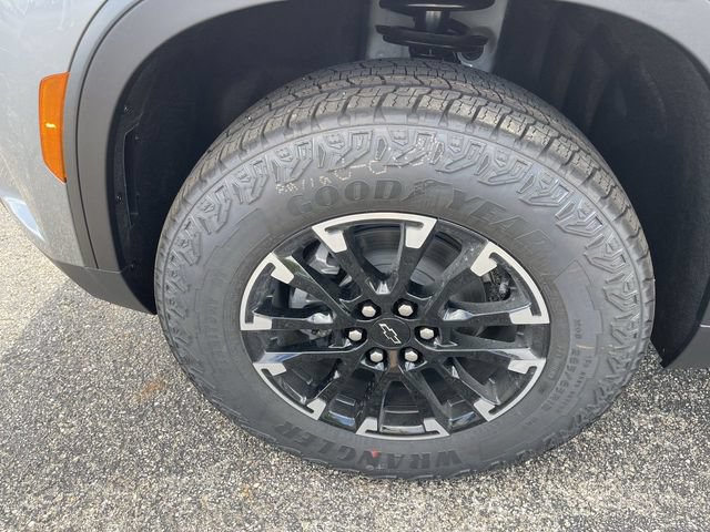 New 2026 Chevrolet Traverse Z71 w/ Driver Confidence Package AWD/4WD image 10
