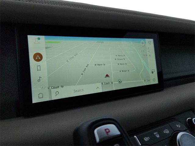 Used 2020 Land Rover Defender 110 SE image 17