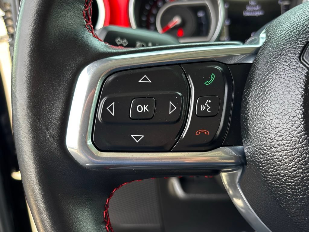 Used 2022 Jeep Wrangler Unlimited Rubicon w/ LED Lighting Group AWD/4WD image 17