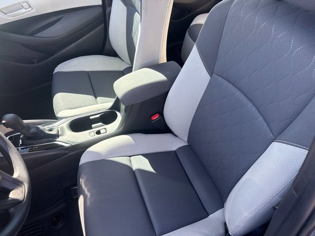 Used 2025 Toyota Corolla LE FWD image 23