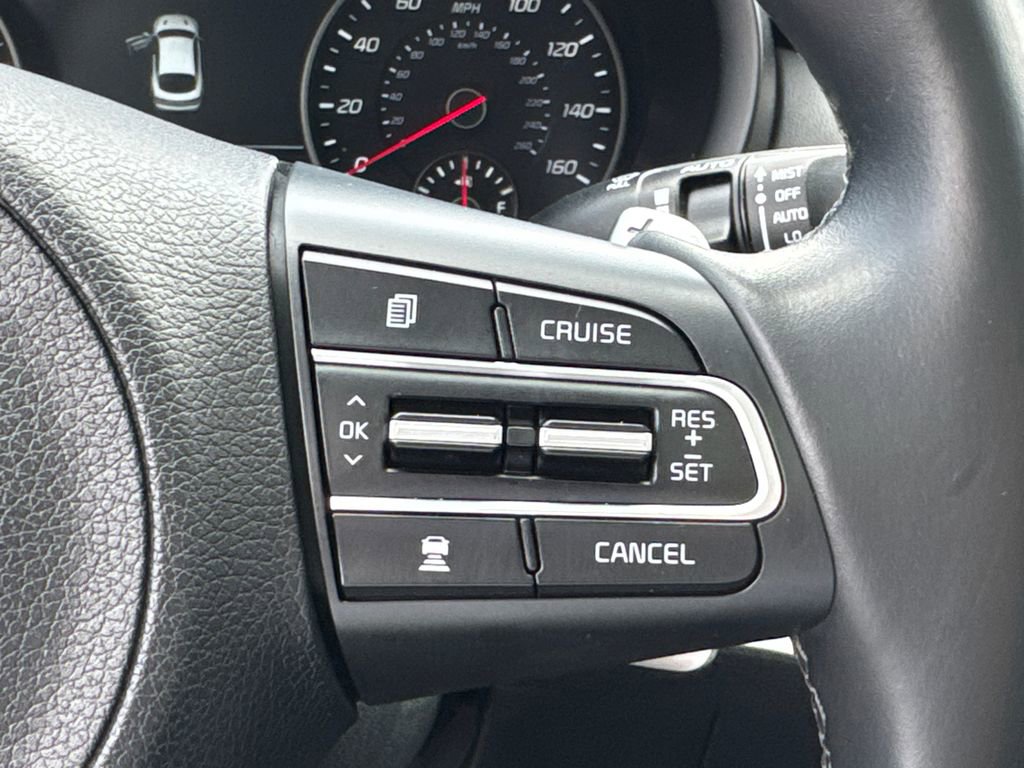 Used 2018 Kia Stinger Premium RWD image 25