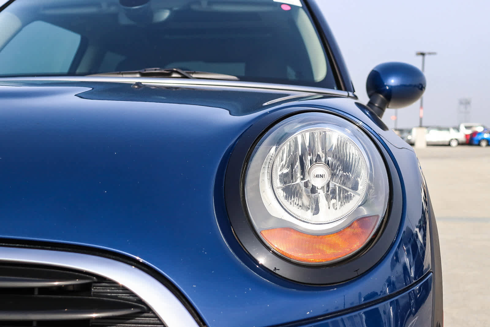 Used 2018 MINI Cooper 2-Door Hardtop image 7