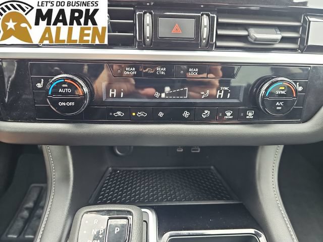 Used 2025 Nissan Pathfinder SV AWD/4WD image 17