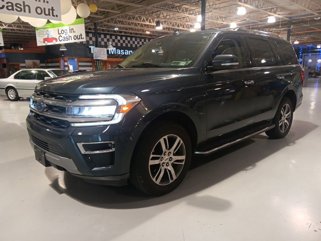 Used 2023 Ford Expedition Limited AWD/4WD image 1