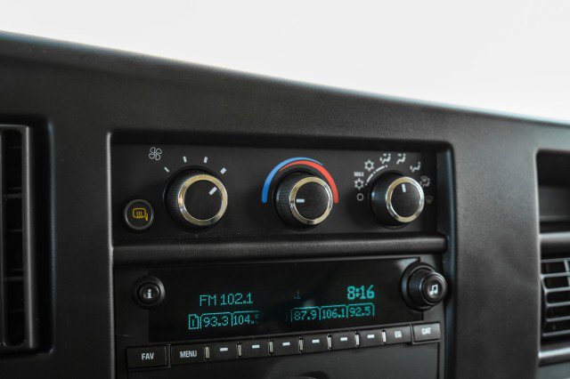 Used 2015 Chevrolet Express 2500 LT w/ LT Preferred Equipment Group RWD image 26