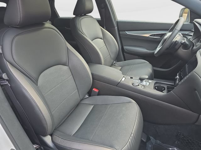 Used 2023 INFINITI QX55 Essential w/ Accent Package AWD/4WD image 11