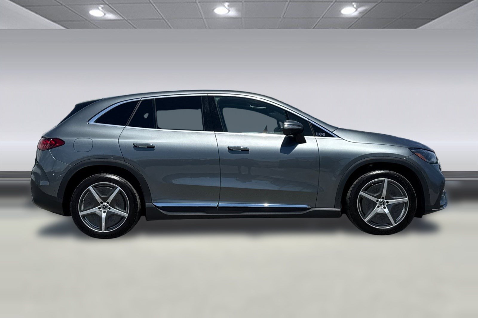 Certified 2023 Mercedes-Benz EQE 500 4MATIC SUV image 8