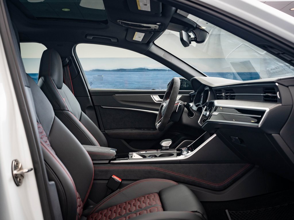 New 2025 Audi RS 6 performance image 43