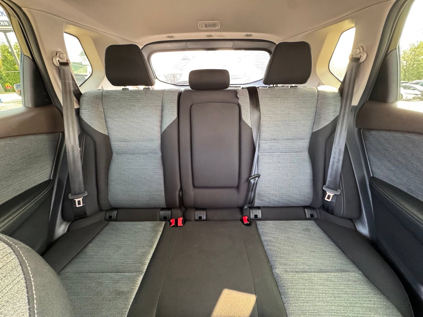 Used 2023 Nissan Rogue SV AWD/4WD image 22