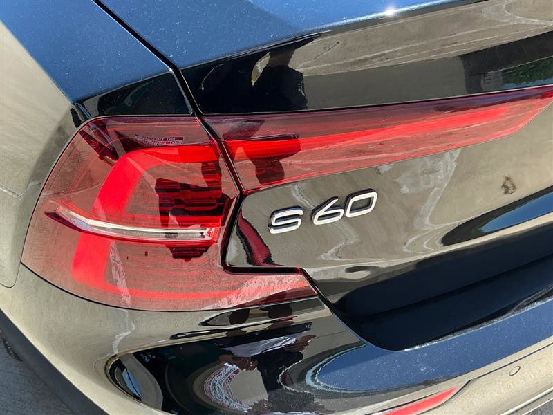 Used 2019 Volvo S60 T5 Momentum w/ Multimedia Package FWD image 19