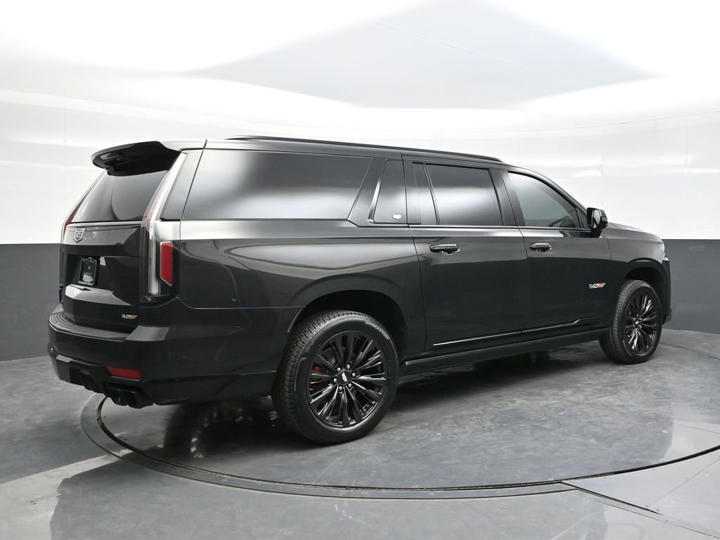 Certified 2024 Cadillac Escalade ESV V w/ LPO, ONYX Package image 7