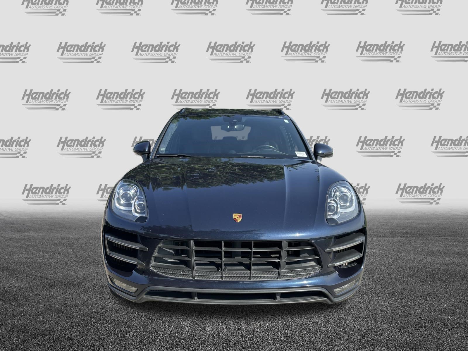Used 2018 Porsche Macan Turbo AWD/4WD image 3