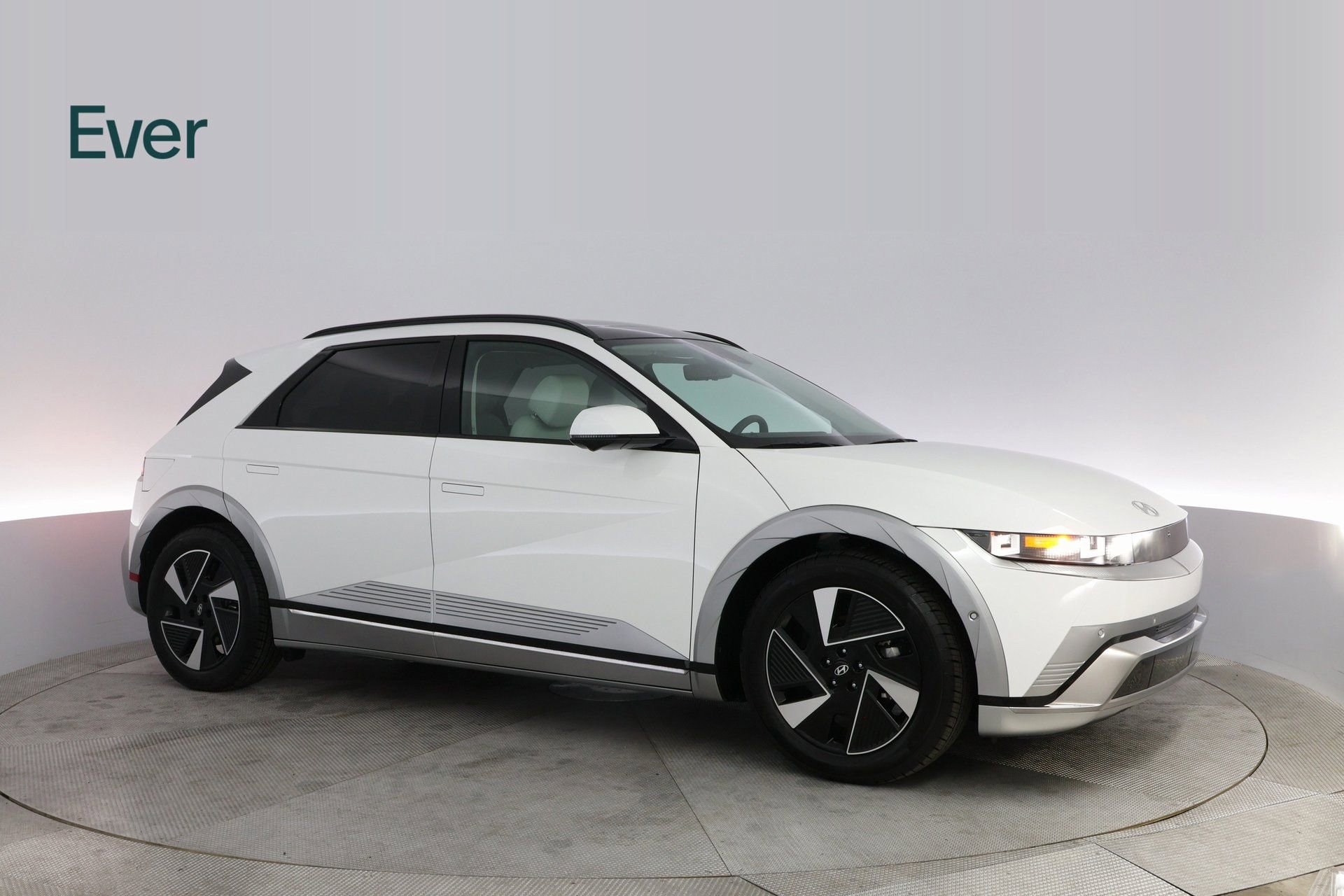 Used 2025 Hyundai Ioniq 5 Limited image 5