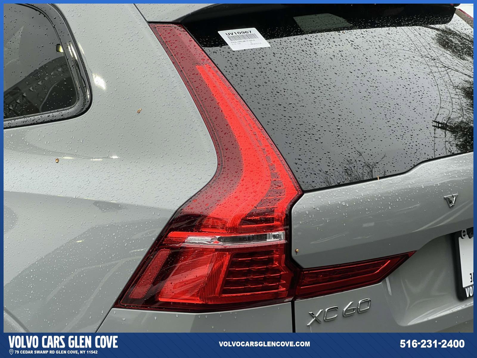 Used 2024 Volvo XC60 B5 Plus w/ Protection Package Premier image 8