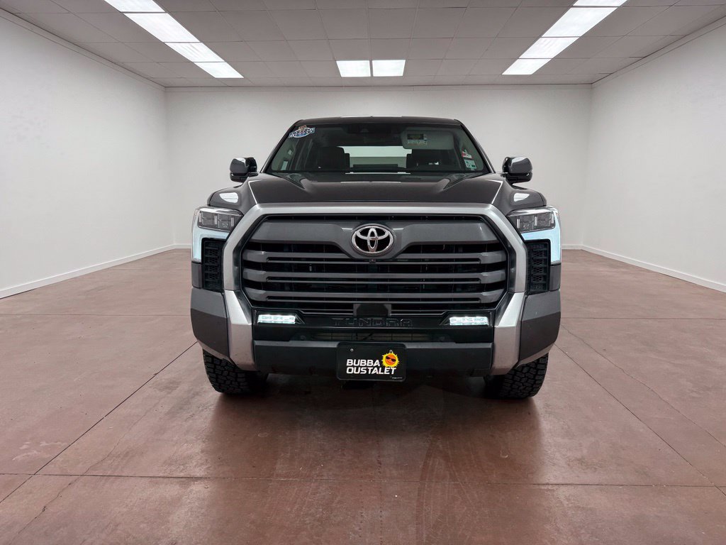 Used 2024 Toyota Tundra Limited AWD/4WD image 9