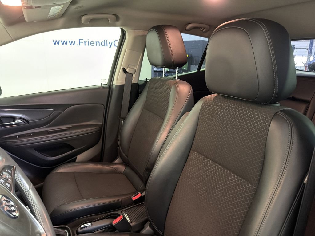 Used 2020 Buick Encore Sport Touring w/ Safety Package image 17