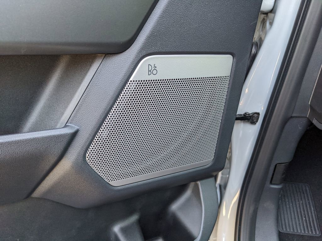 New 2026 Ford F250 Lariat w/ Black Appearance Package image 19