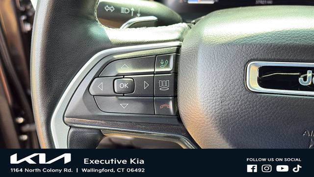 Used 2021 Jeep Grand Cherokee L Laredo AWD/4WD image 12