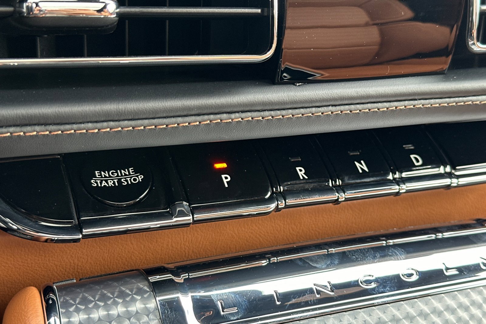 New 2025 Lincoln Aviator Black Label image 20