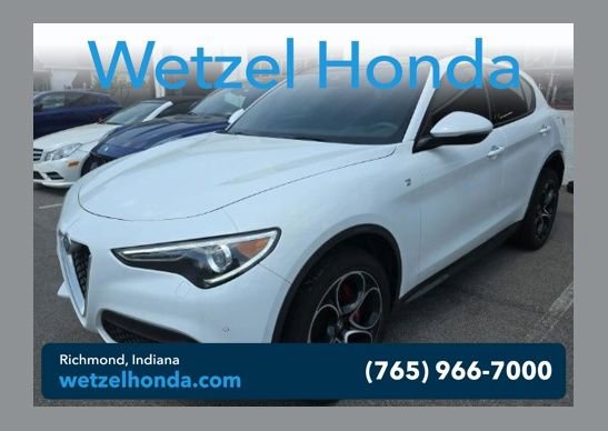 Used 2023 Alfa Romeo Stelvio Ti image 1